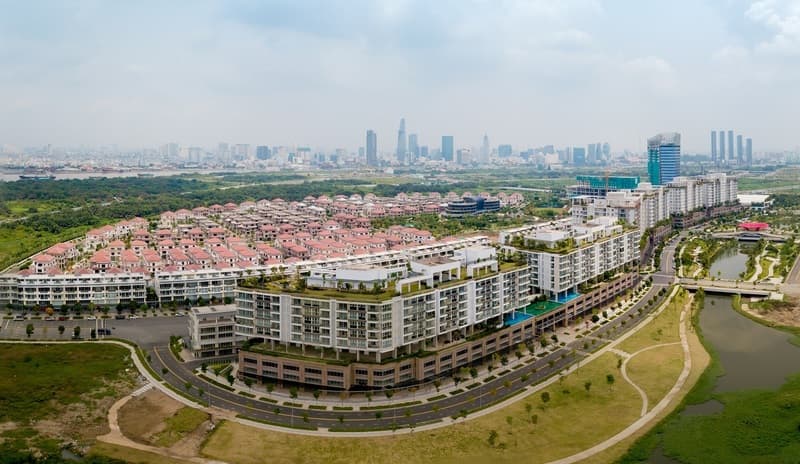 Giải Mã Cơn Sốt Booking Bất Động Sản: Sốt Ảo Hay Nhu Cầu Thực?