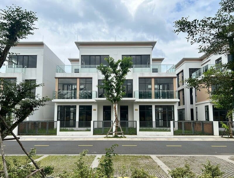 Bất động sản Biệt Thự, Nhà Liền Kề tại Tp. Hồ Chí Minh "Ế" vì giá cao