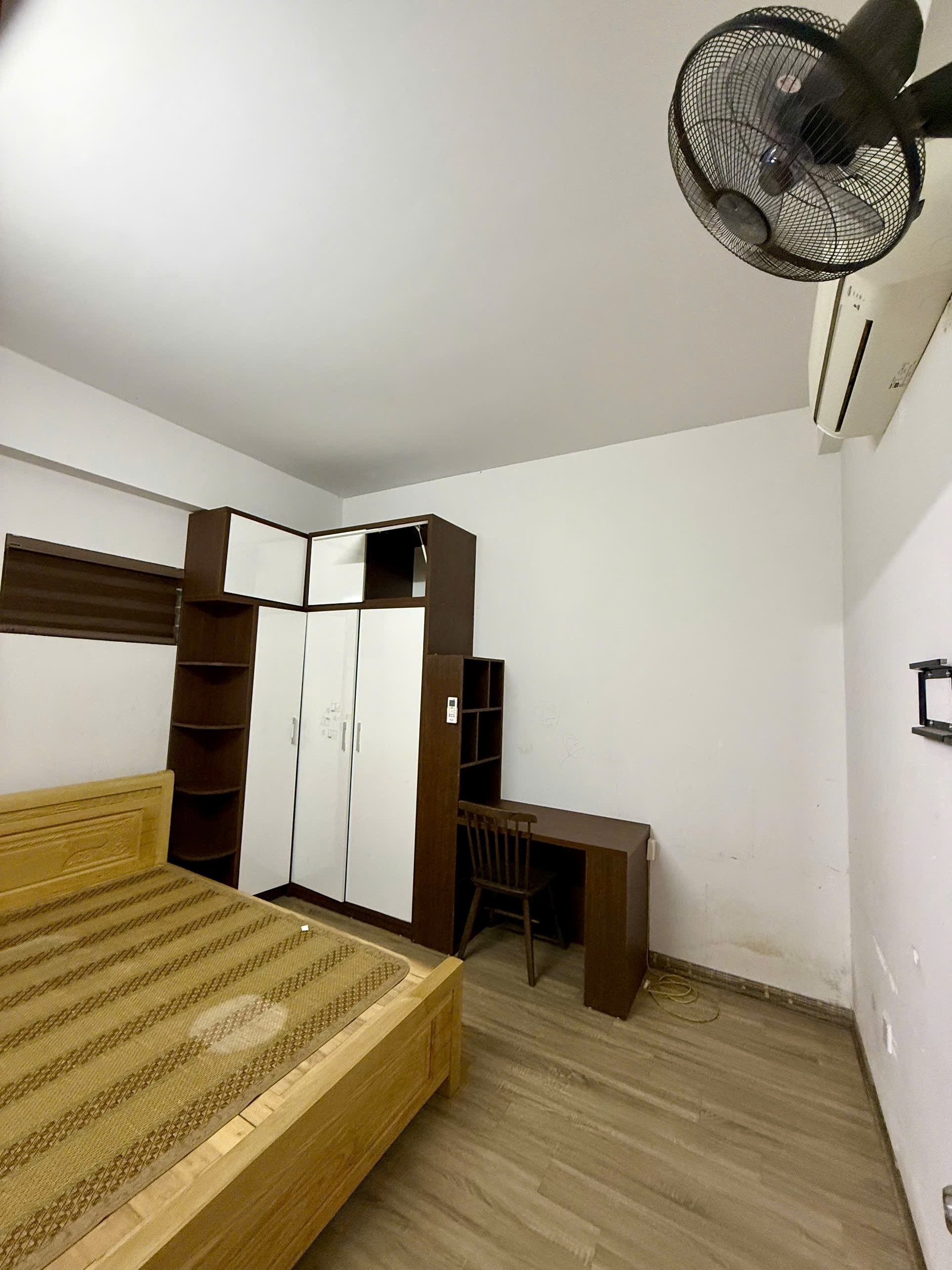 Bán căn hộ 734  kđt Thanh Hà  giá tốt, vị trí đẹp