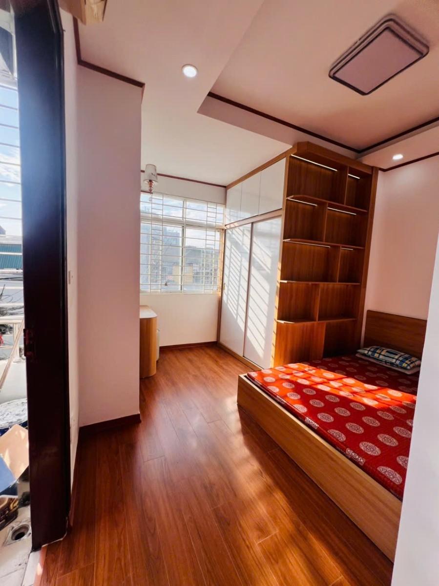Bán gấp căn 02 - CCMN 18 Đình Thôn 50m2 7 tầng 2 tỷ Nam Từ Liêm
