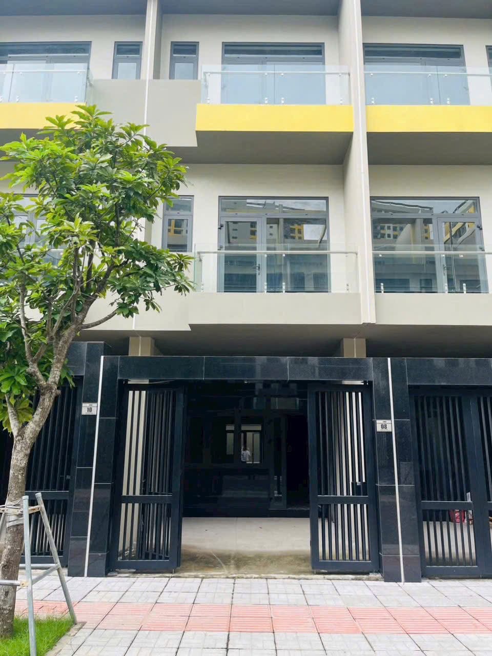 Bán nhà riêng tại Đường D1, Phường Uyên Hưng, Thị xã Tân Uyên, Bình Dương giá 3 tỷ  500 triệu