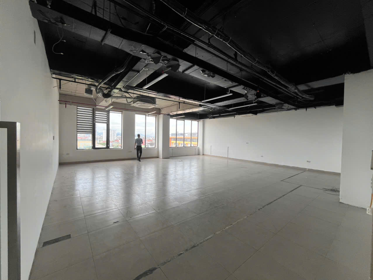 CHO THUÊ VĂN PHÒNG DT 100M2 - TÒA NHÀ TD COMPLEX - 139 PHẠM ĐIHF TOÁI