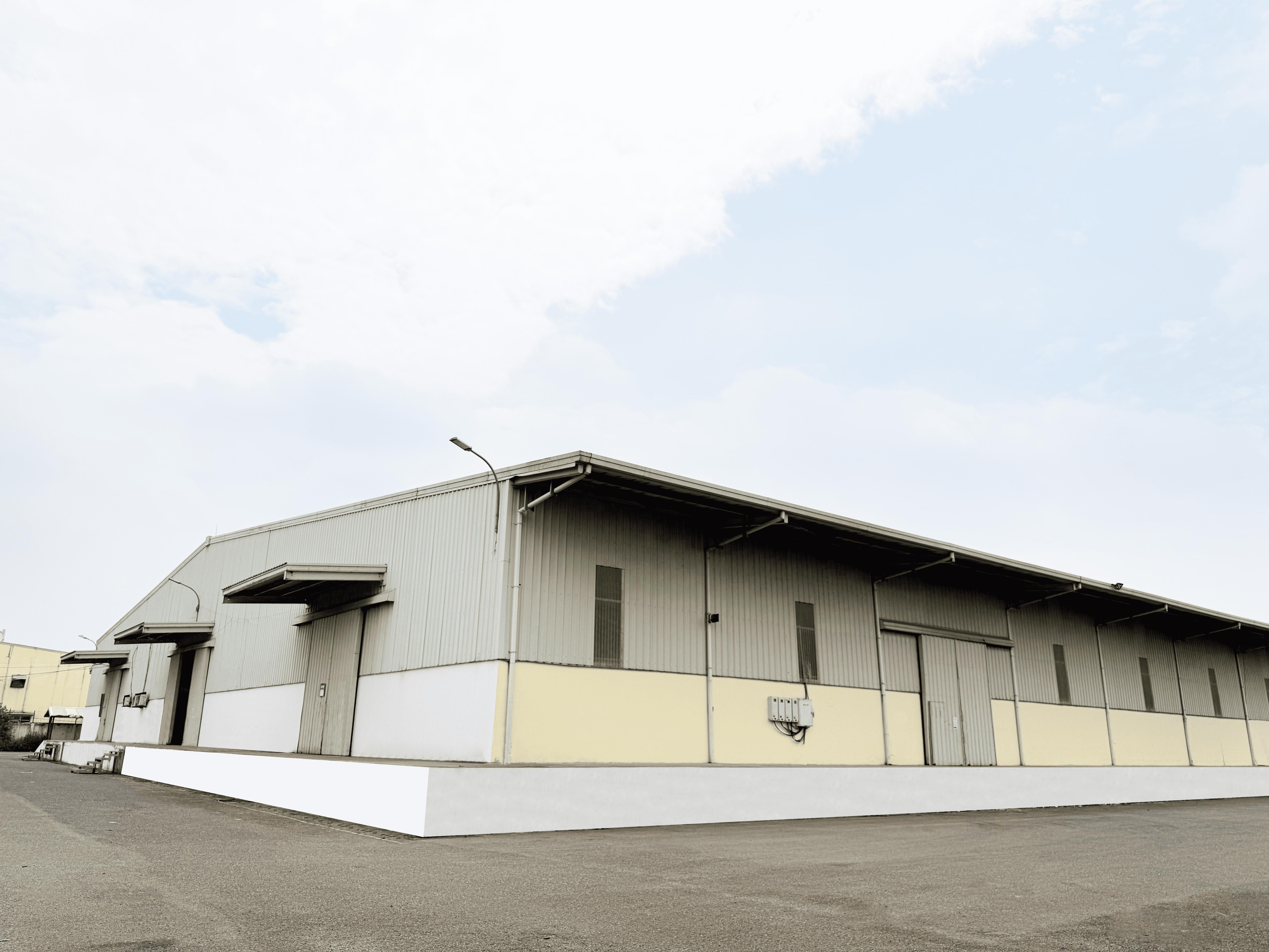 Cho Thuê Sân Bãi 3.000m² Gần Nội Bài | Đỗ Xe Container | Hạ Tầng Đồng Bộ