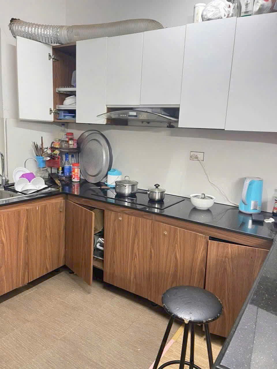 Chính Chủ Bán Gấp Căn Góc 76m²  Ban Công Nam Chung Cư Thanh Hà