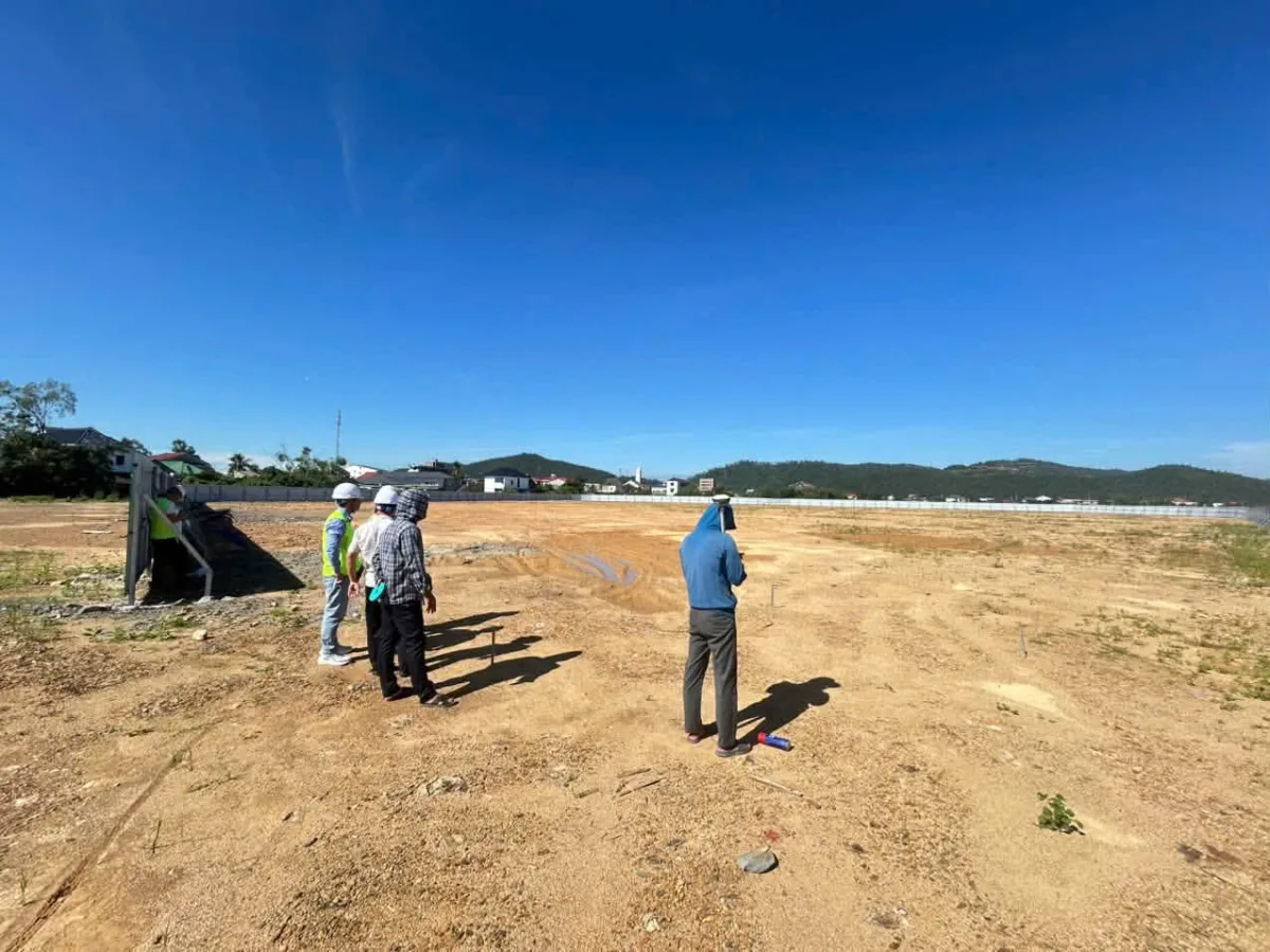 CHO THUÊ ĐẤT KHO BÃI 20.000M2 - TRẠM DỪNG NGHỈ HƯNG TÂY